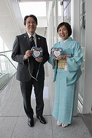 Der japanische Generalkonsul in München, Tetsuya Kimura mit Frau (©Foto. Marikka-Laila Maisel)